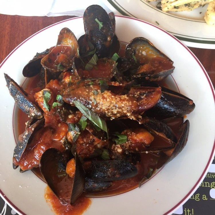 Mussels Marinara.